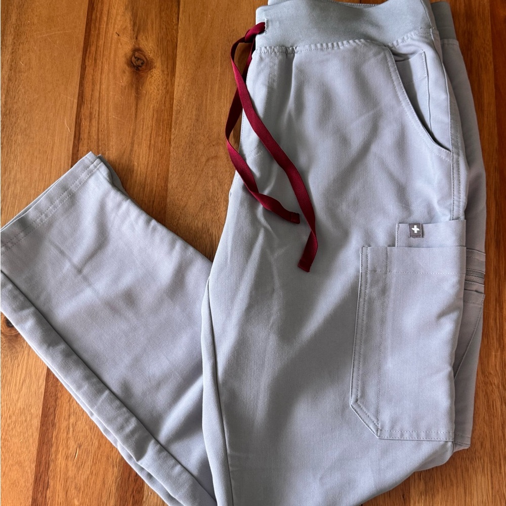 Figs Yola Skinny Scrub Pant